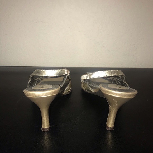 Naturalizer Gold sandals - Picture 3 of 7